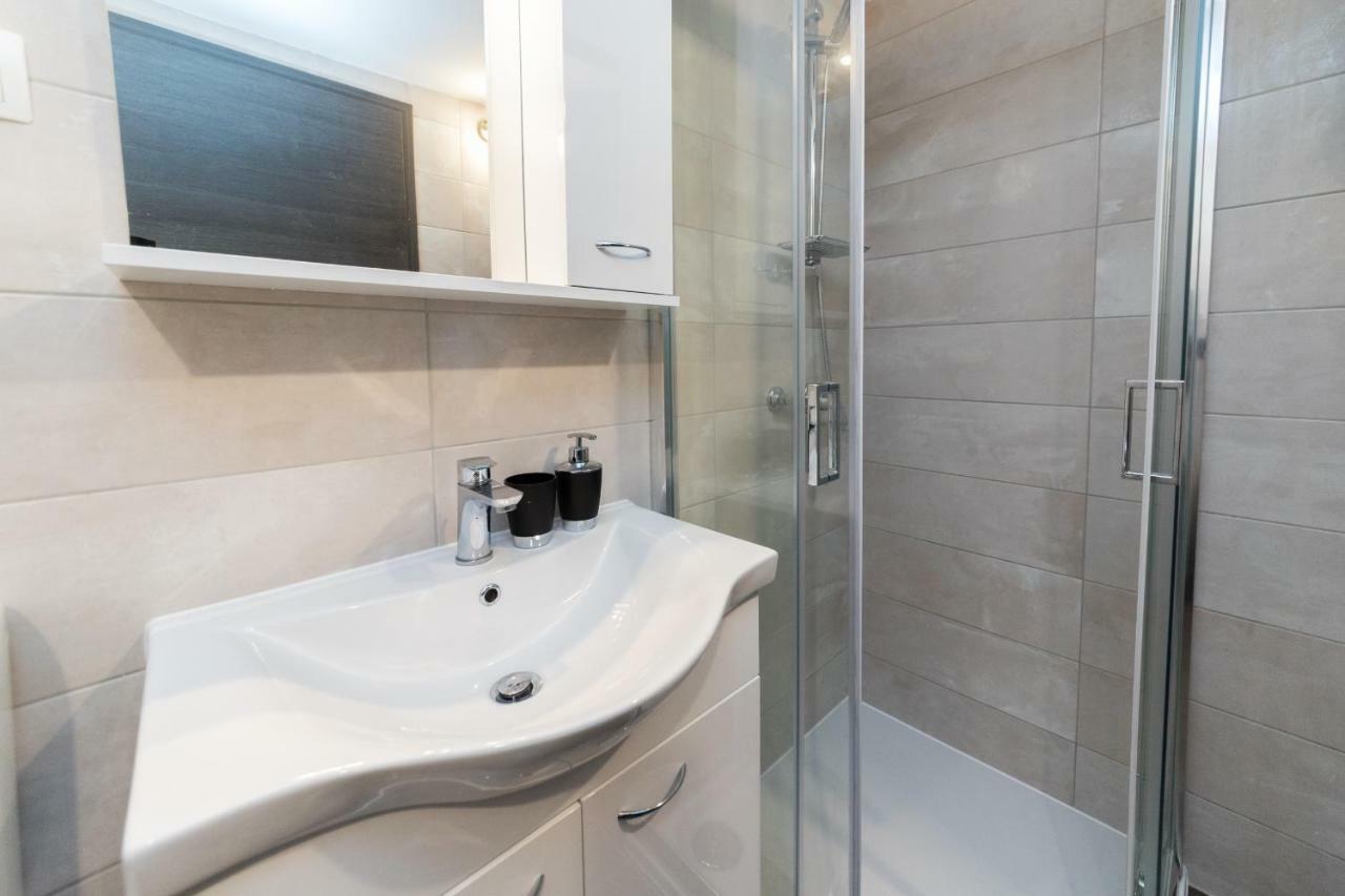 Apartment Goran Zadar Buitenkant foto